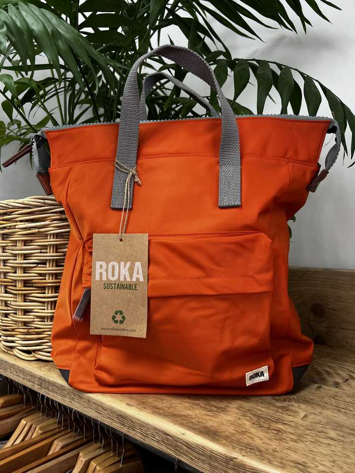 ROKA BANTRY B SUSTAINABLE NYLON (medium)